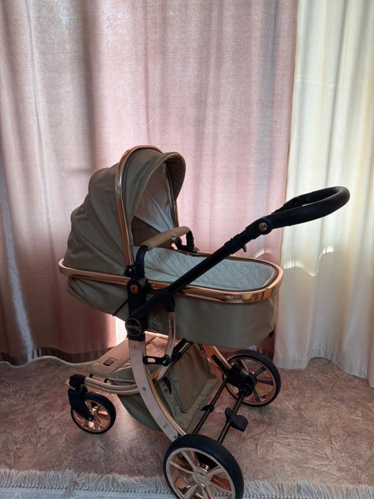 Продам коляску  3 в 1