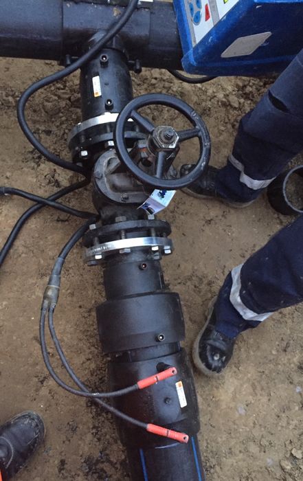 Электромуфтовая сварка Пайка полиэтиленовых труб Пайка труб