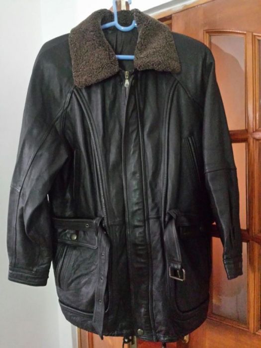 Куртка кожаная 100% теплая зимняя почти новая