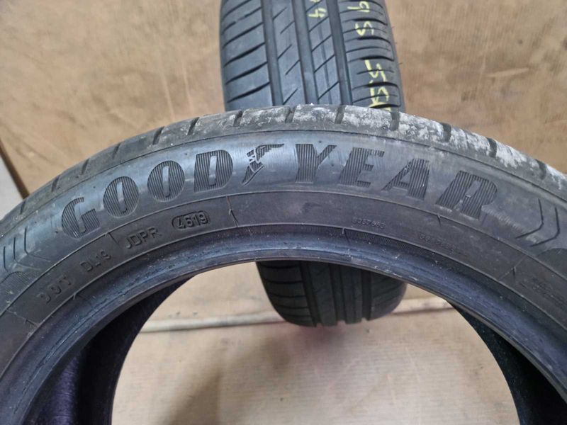 2 Goodyear R16 195/55
летни гуми
DOT4619