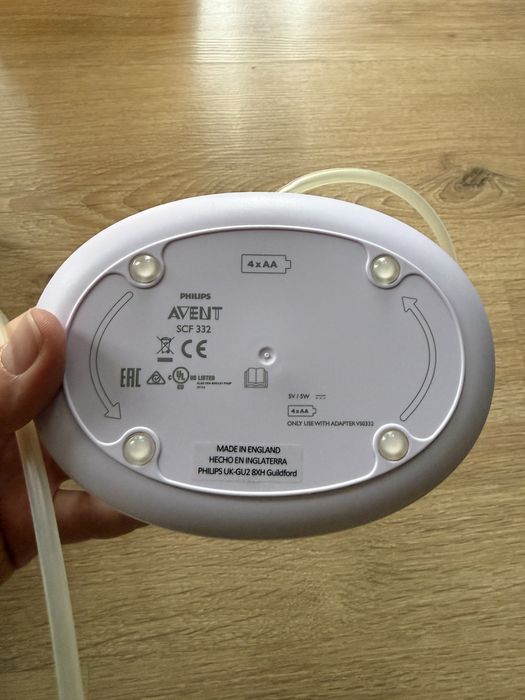 Комплект електрическа помпа за кърма Philips AVENT с контейнери