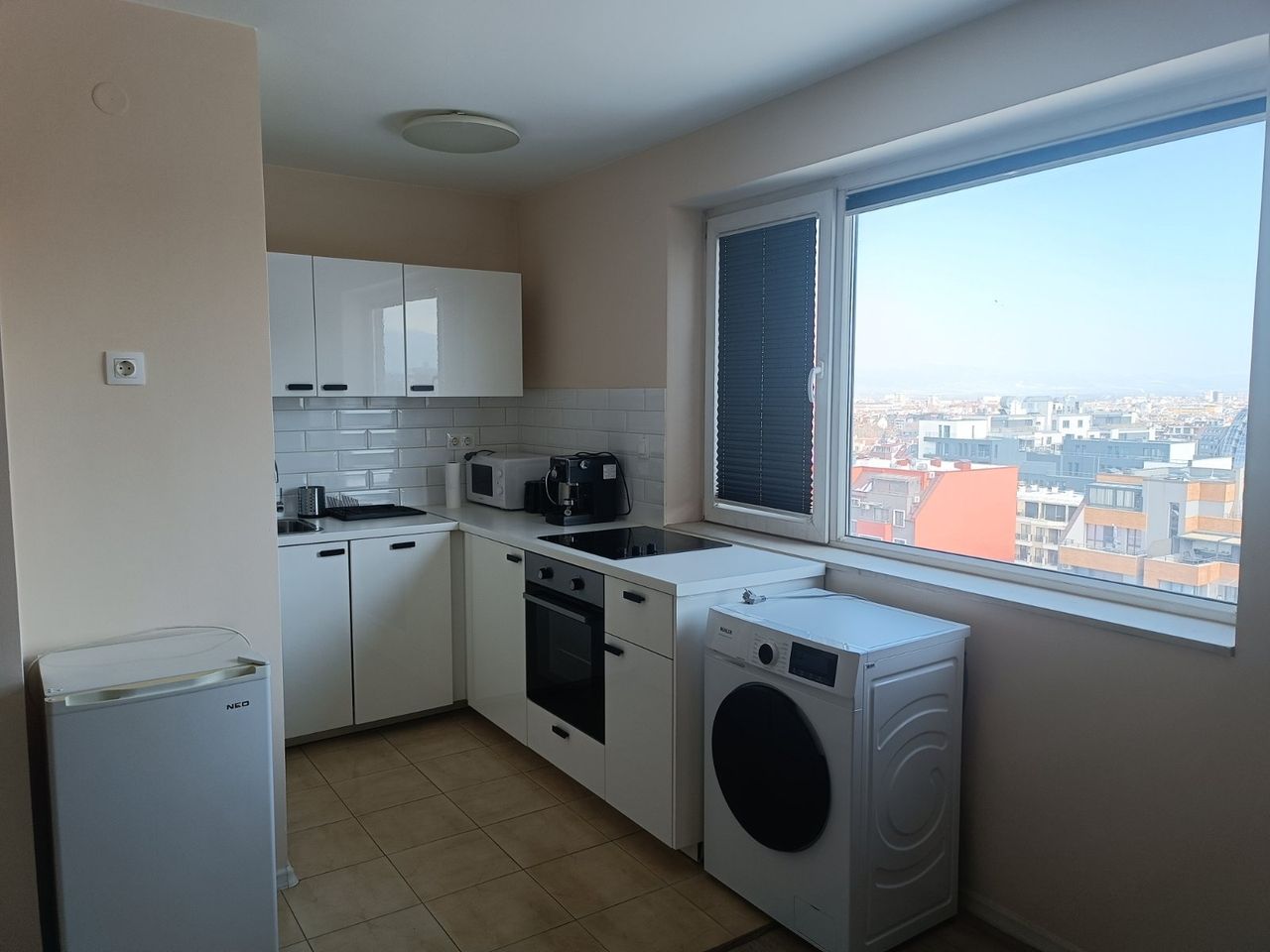 Дава се под наем Двустаен апартамент в София, Център - 40 кв.м за 430 € - Снимка #3