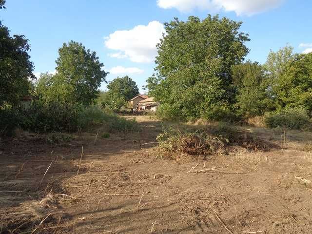 Продава се Парцел в Търговище, Център - 1580 кв.м за 23 €/кв.м - Снимка #2