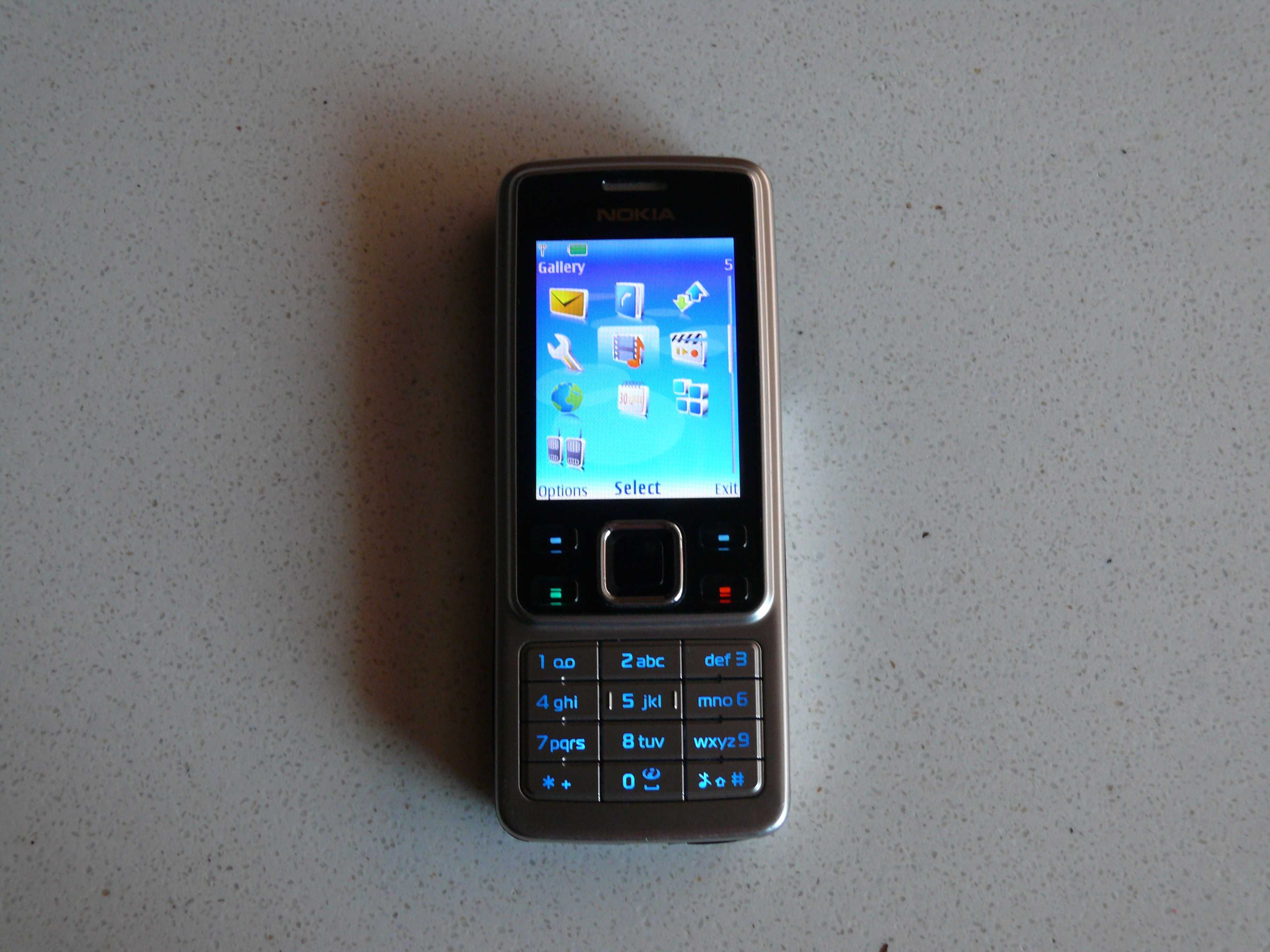 Vand  Nokia 6300 - impecabil,