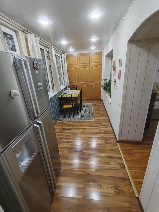 77 серия 5 комнатная 4 этаж 105кв. Ориентир Шастри кафе Бек