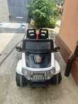 Masina de teren 4x4 cu telecomanda