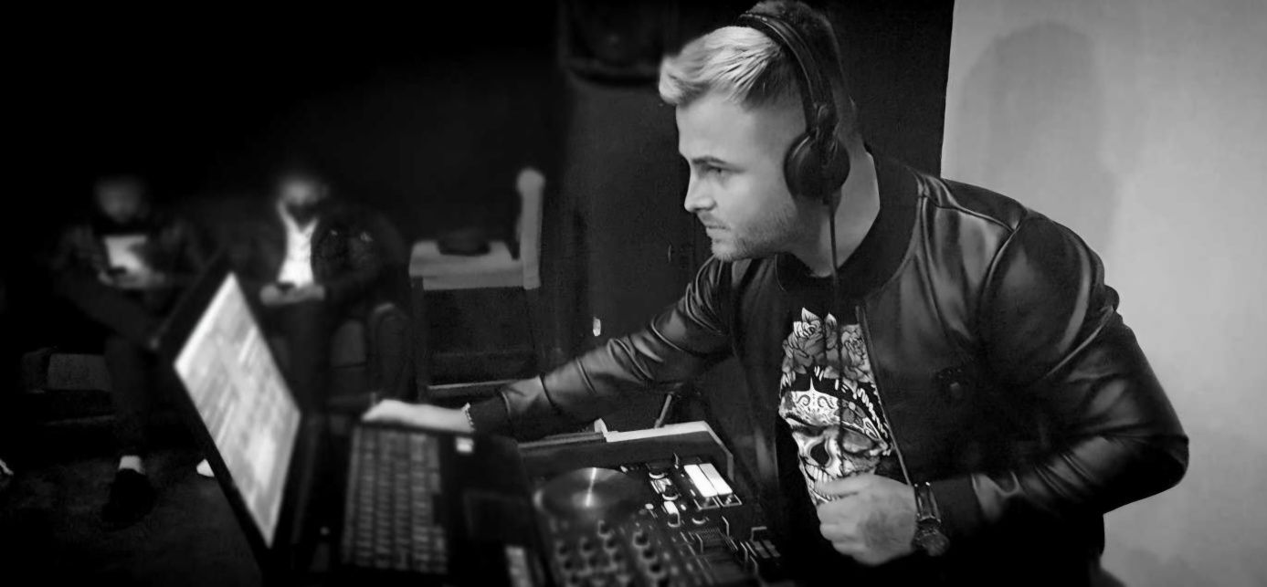 Dj - evenimente private- Nuntă - Botez - Majorat