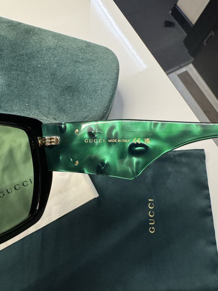 Очила Gucci уникален модел и цвят