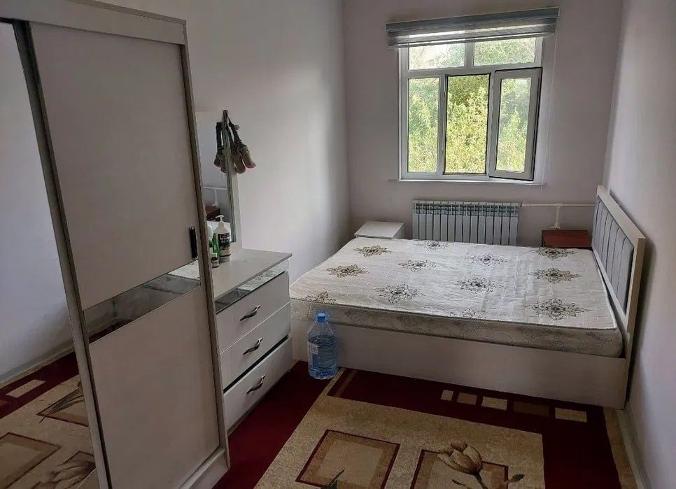 Shayhontohur rayon tinchlik metroda 2 xonali kvartira ijaraga beriladi