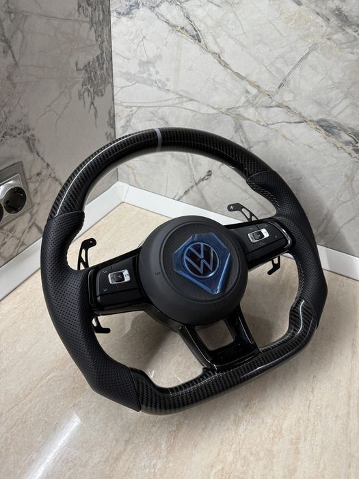 Volan Carbon VW R R line GTI Passat B6 B7 B8 CC Golf 5 6 7 Volkswagen