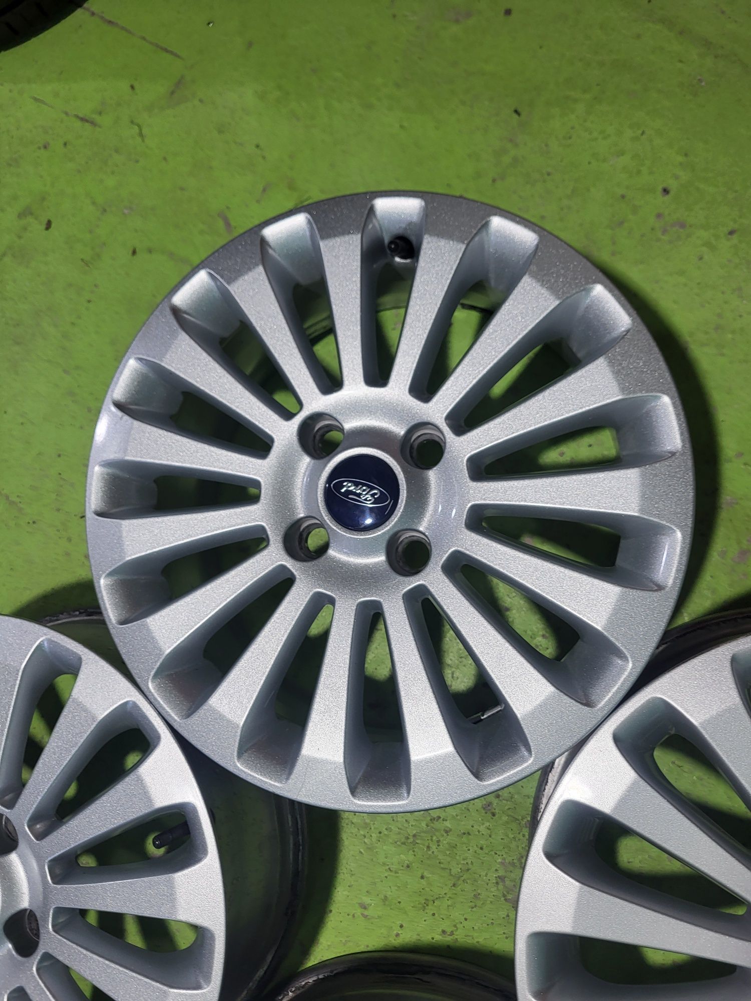 16 4x108 Ford fiesta лети джанти 4х108 форд фиеста