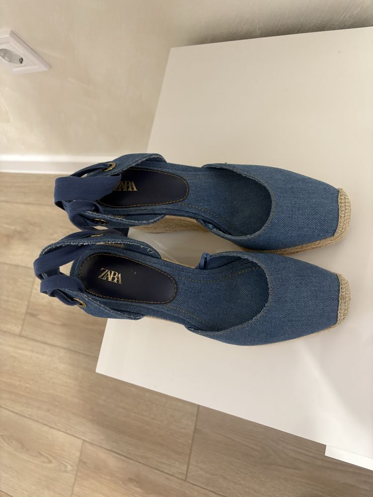 Дамски обувки Zara с връзки