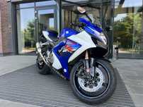 Suzuki GSX R 1000 GSXR K7