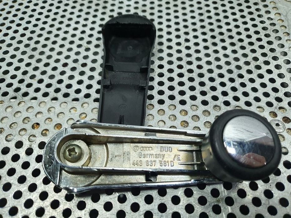 Maneta deschidere geam  AUDI A4 II Avant 8E5, B6 2000 - 2005 1.9 TDI AVF, AWX 443837581D