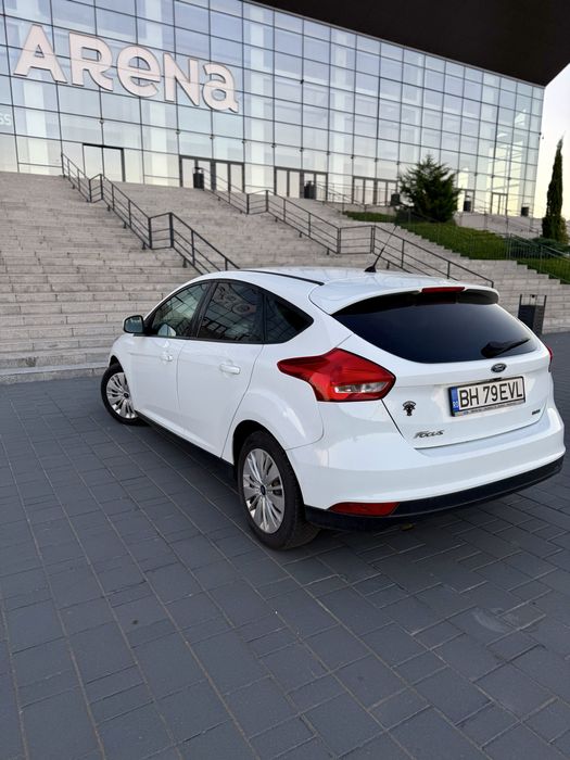 Vând Ford Focus – 2017 – 1.0 EcoBoost – 125 CP – Manuală
