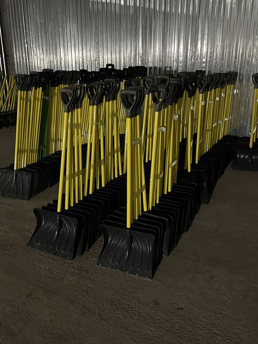 Лопаты снегоуборочные