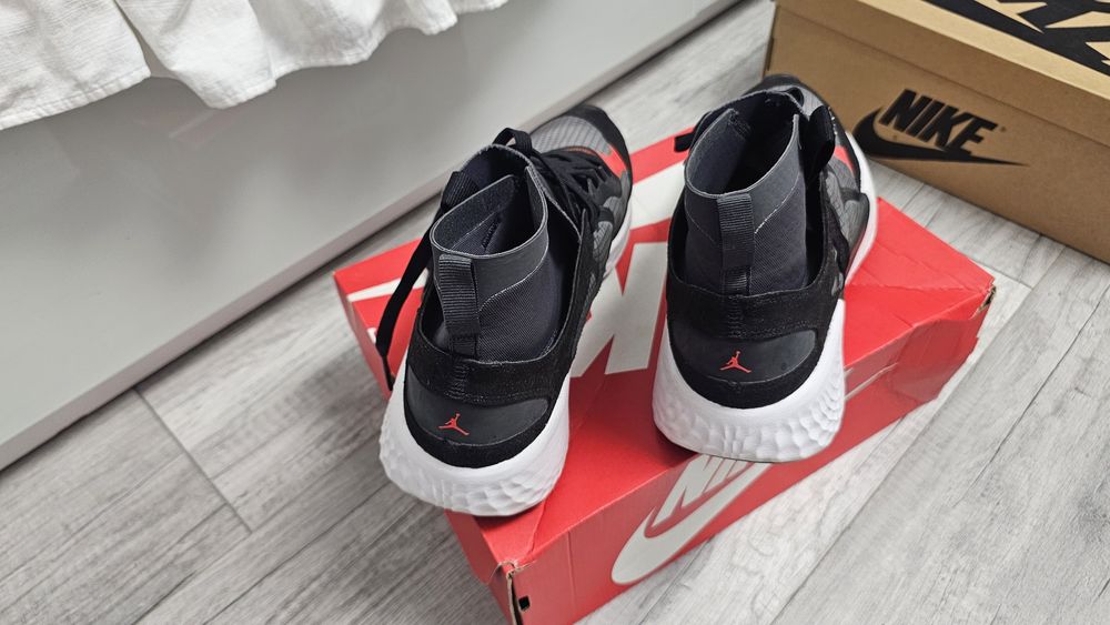 Nike Jordan Delta 3 Mid