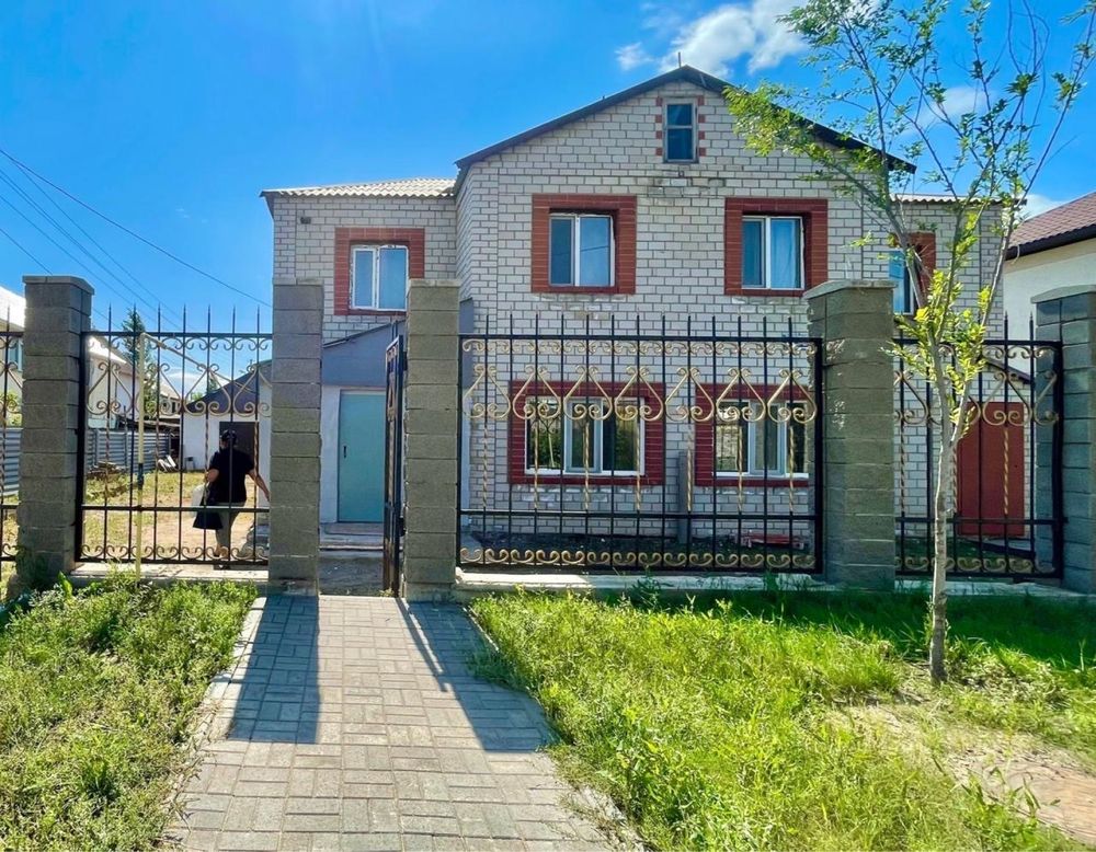 Продам котедж в городе