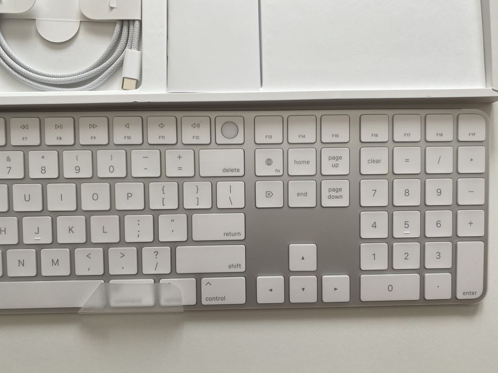 Apple Magic Keyboard with Touch ID and numeric keypad