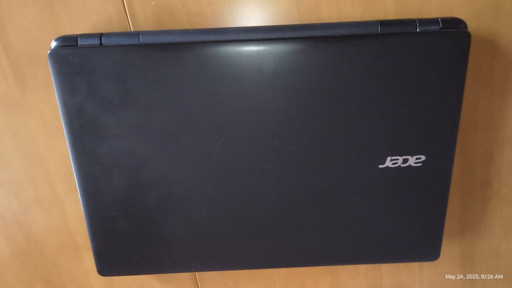Лаптоп Acer Aspire E5-572G-39KG