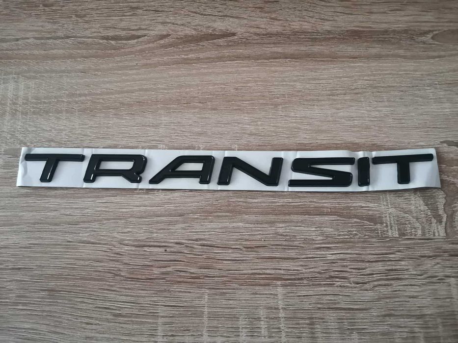 черен надпис емблема Ford Transit