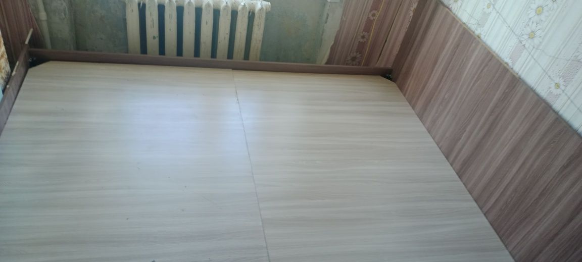продам кровать бу