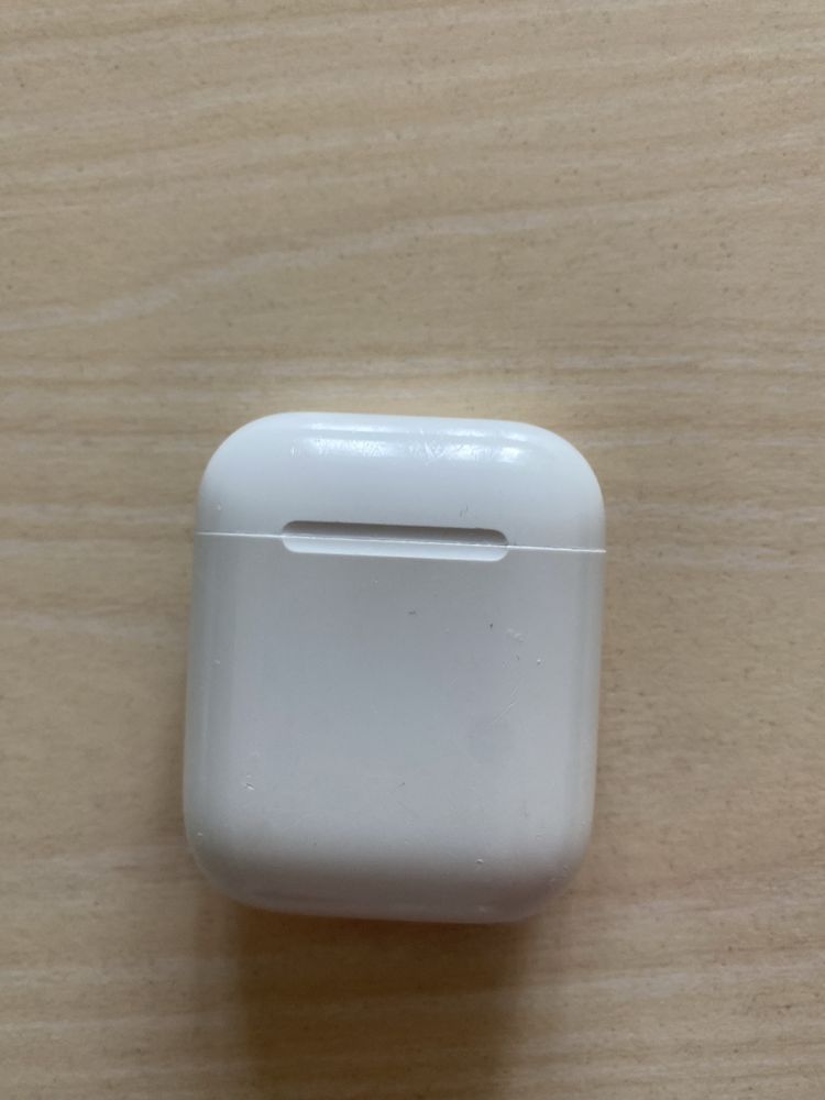 Продается airpods первого поколения Original