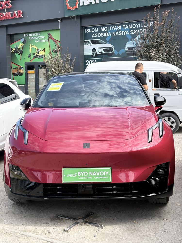 Lynk co Z20   340- ta ot kuchi zapas xod 530-km razgon 5 secunt
