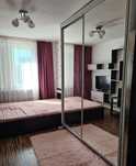 Vând dresing urgent 800 ron,pat plus saltea 100 și frigider 700