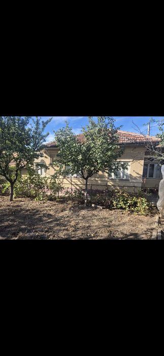 Casa de vanzare com posta calnau ,sat Coconari