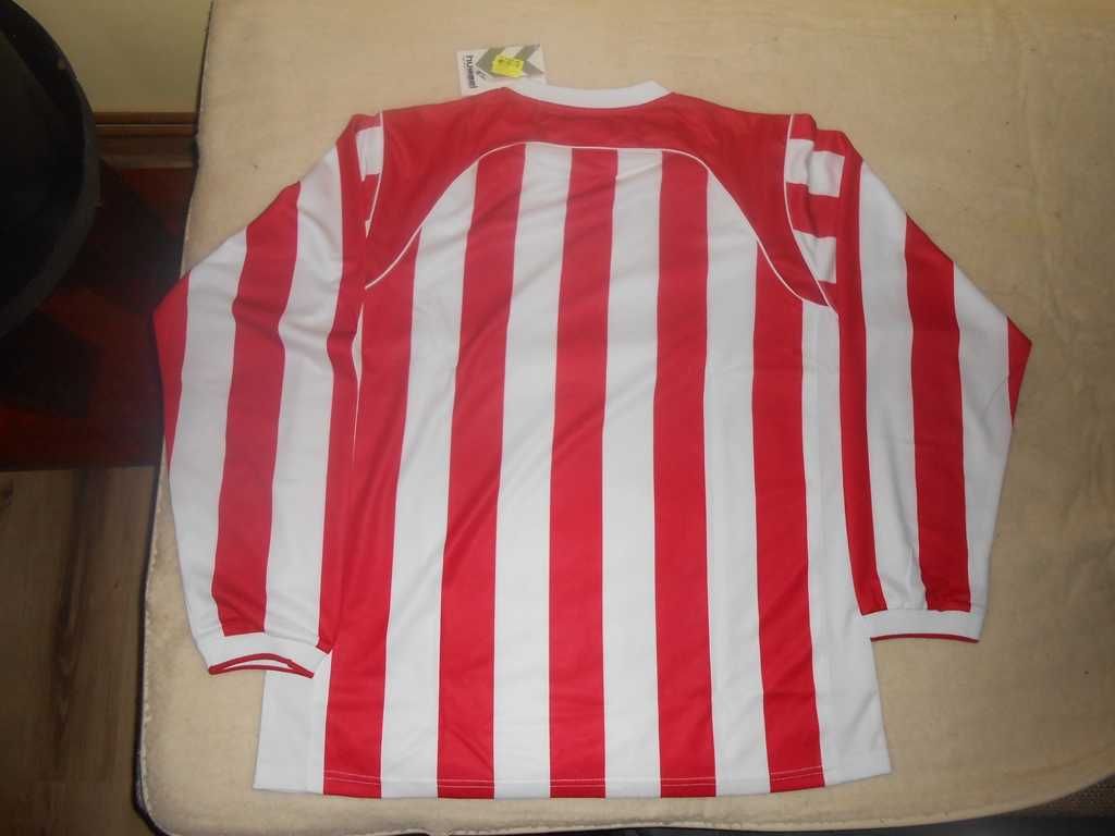 tricou sport fotbal hummel original nou cu eticheta marimea XL