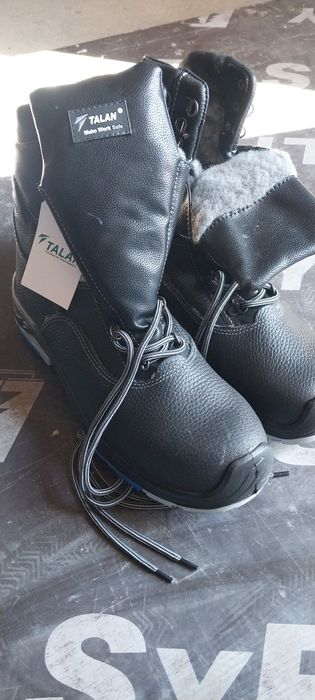 Продам спецодежду