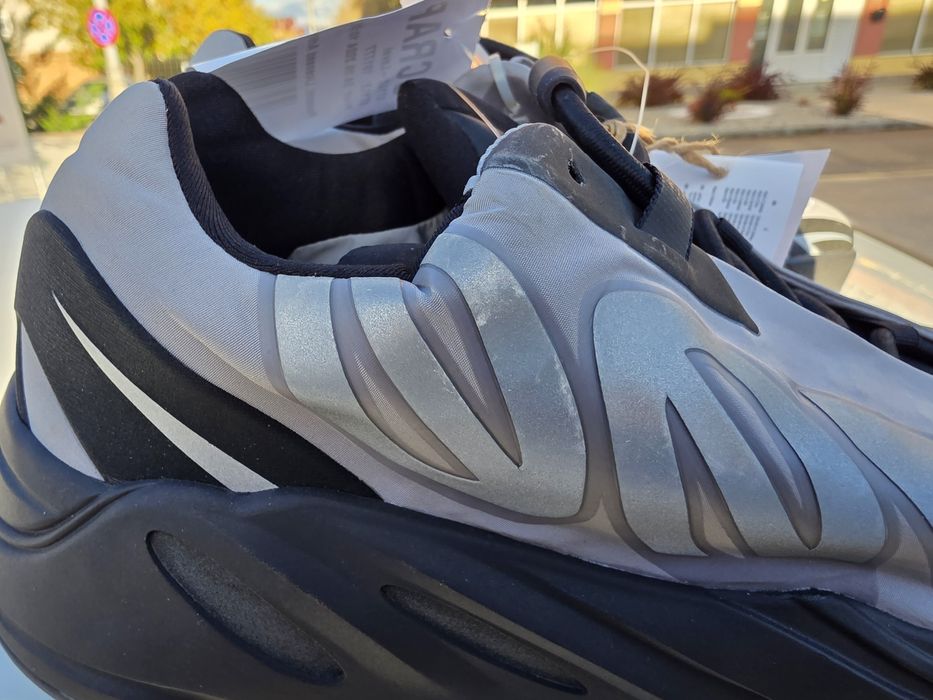 Adidas x Yeezy 700 nr 44.5 originali