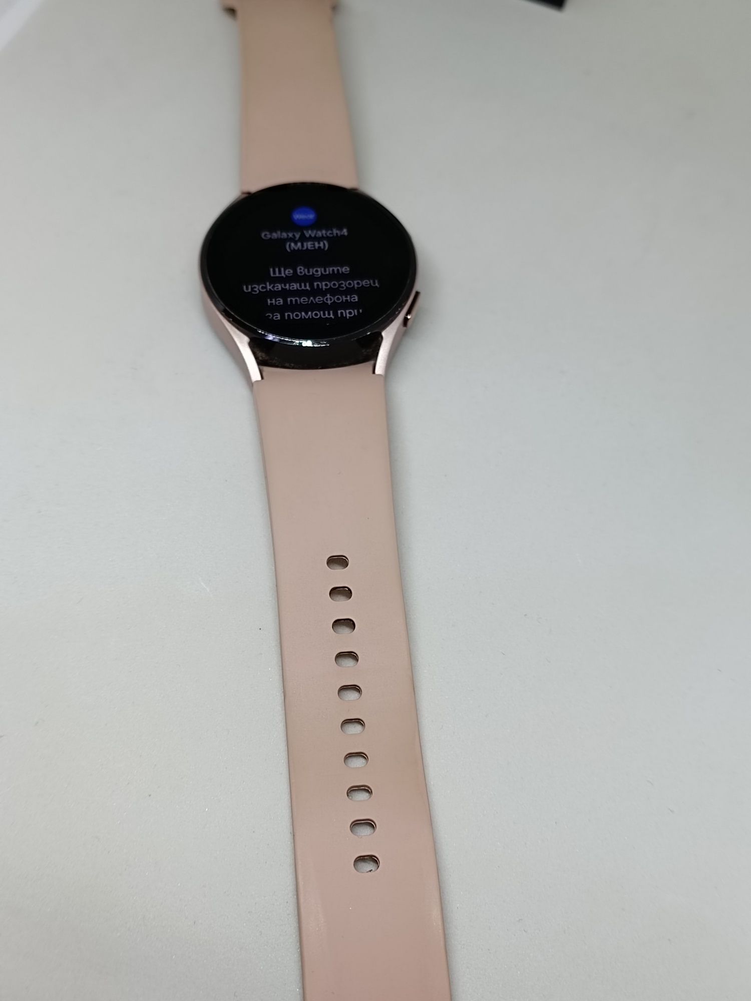Смарт часовник SAMSUNG Watch 4 / 40mm