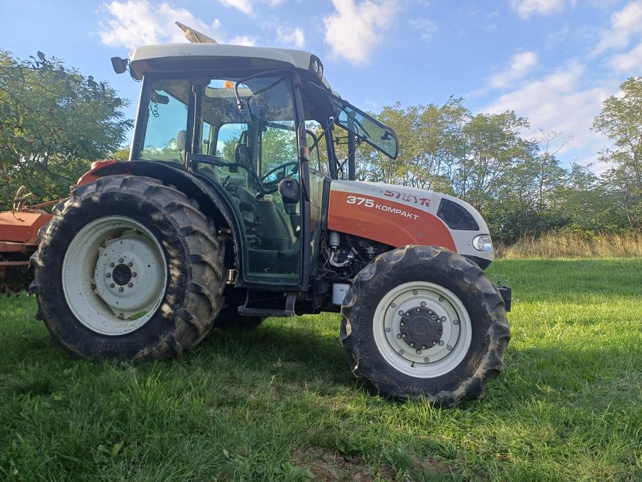 Tractor Steyr 375 kompakt