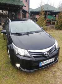 Toyota Avensis T27 din 2012