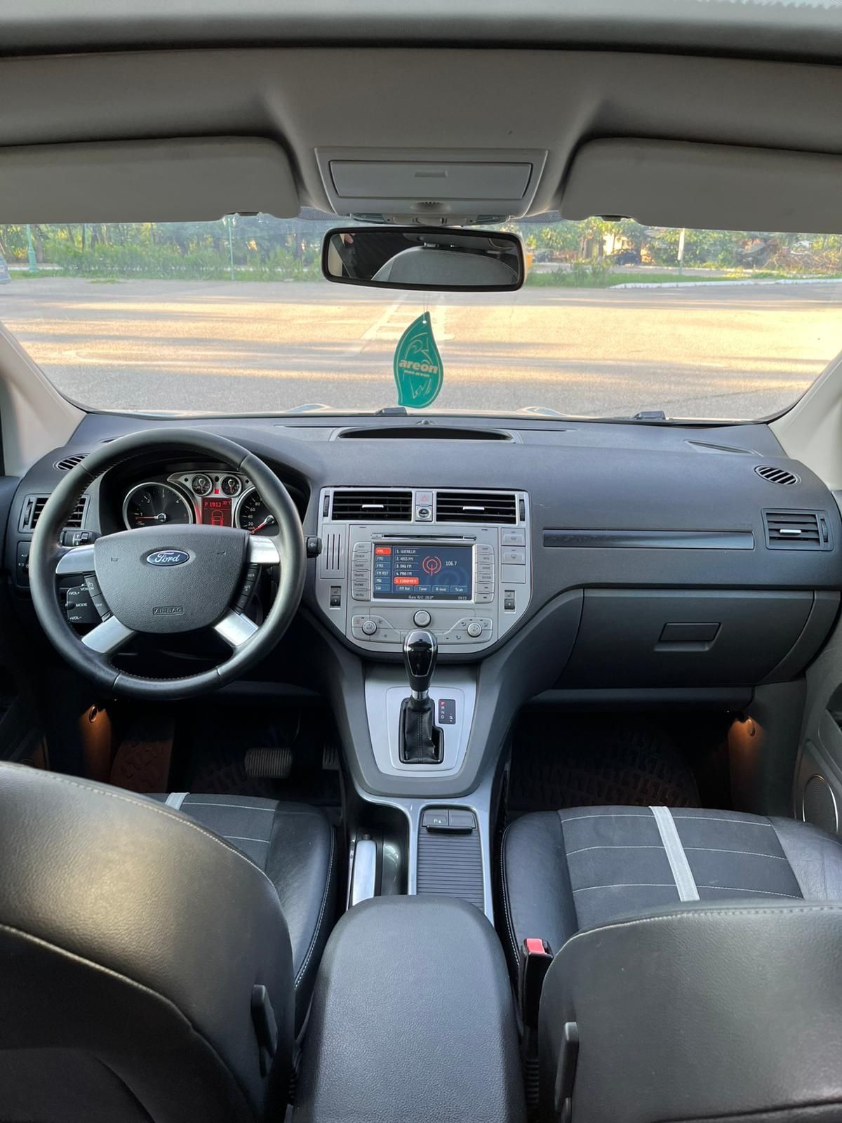 Vând Ford Kuga 4x4 automat