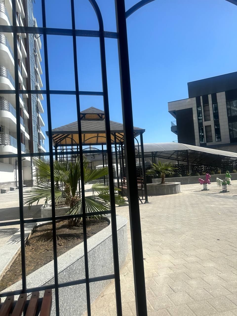 Срочно продаётся 2 комнатная квартира на ЖК Шахриабад, СамПИ инс.