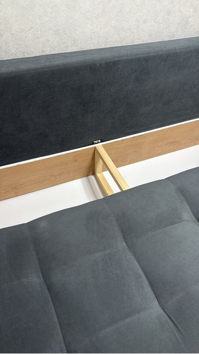 Продам диван в отличном состоянии.