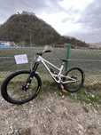 (vand urgent) commencal clash 2021