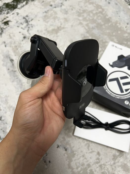 Suport telefon cu senzor si incarcare wireless