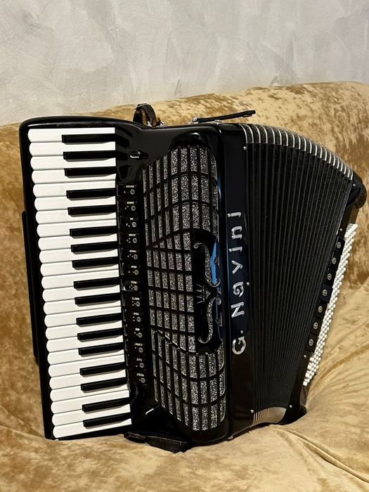 Acordeon italian G. Navini