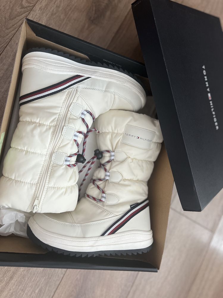 Детски апрески Tommy Hilfiger