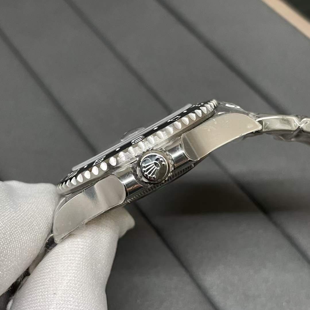 Rolex Gmt-Master II Silver Swiss
