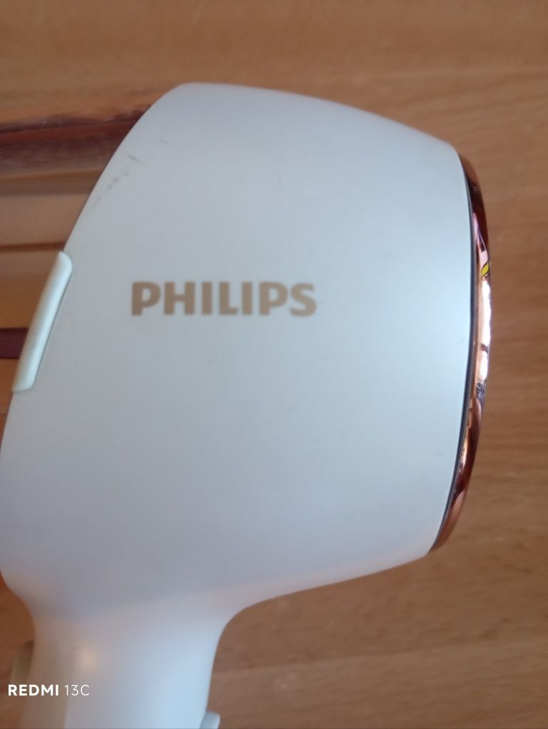 Uscător  par  Philips