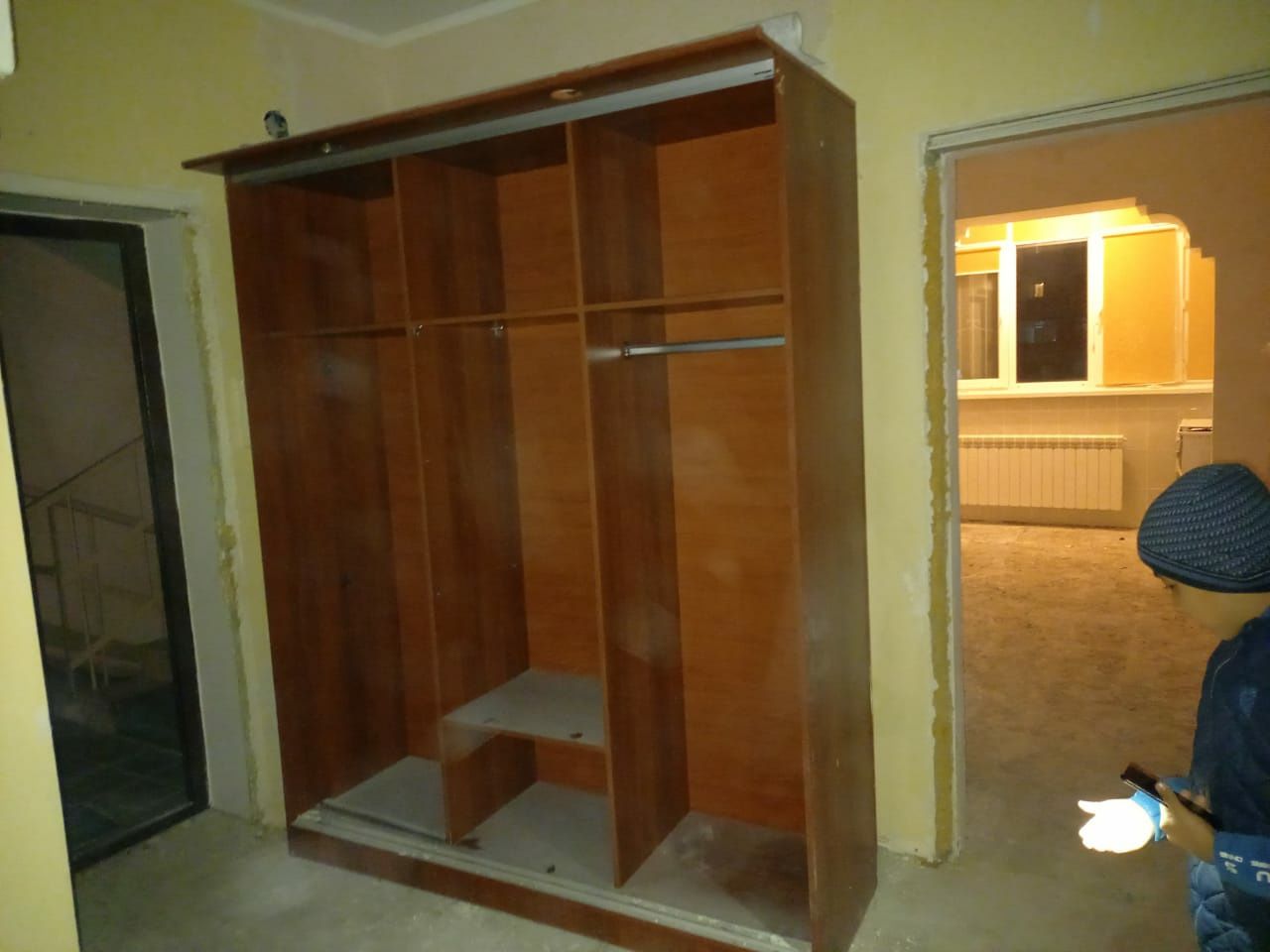 Продам шифанер. В хорошем состоянии