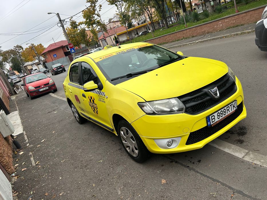 Vând taxi logan 2 an 2016 motor 1.2