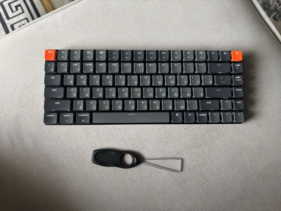 Механическая клавиатура Keychron K3.