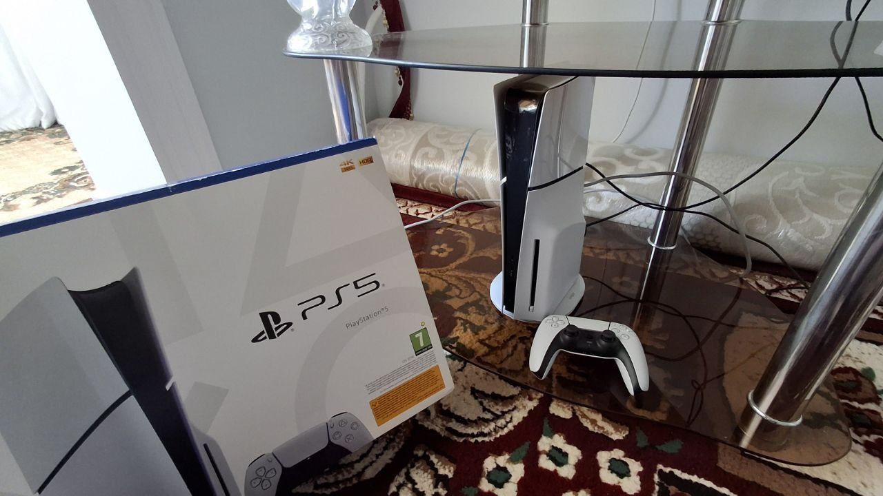 PlayStation 5 slim CD sotiladi