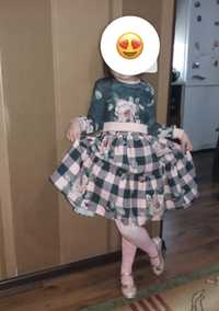 Платье на девочку